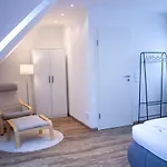 Bemyguest - 3 Maisonette - Zentral - Klimaanlage - Aufzug Apartment *