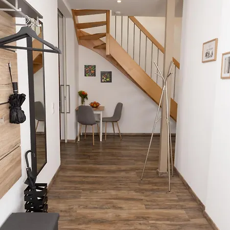 Bemyguest - 3 Maisonette - Zentral - Klimaanlage - Aufzug Apartment